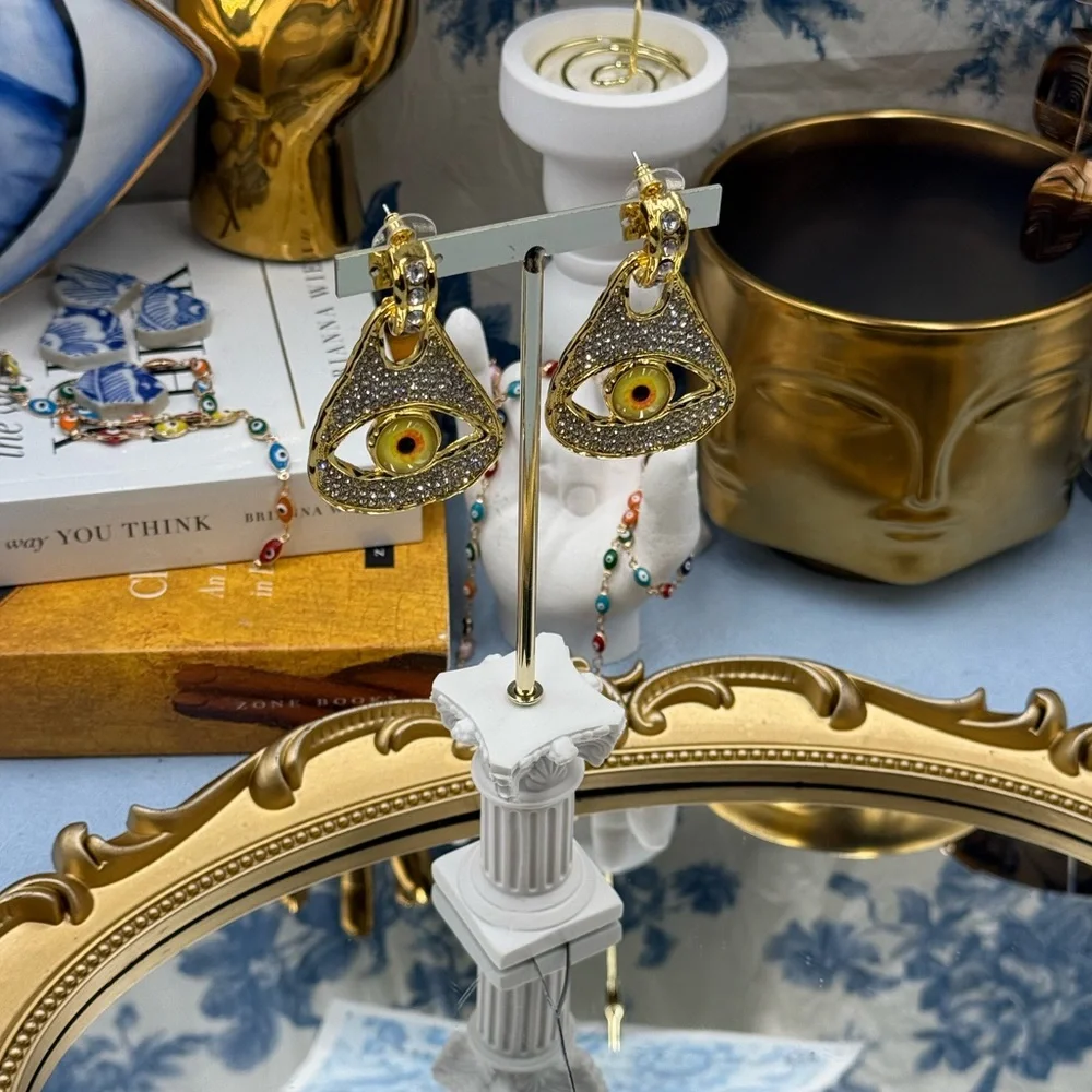 🆕 SCHIAPARELLI for V&A Museum 🧿 Electric Gold Rhinestones Eye Earrings - Picture 9 of 15